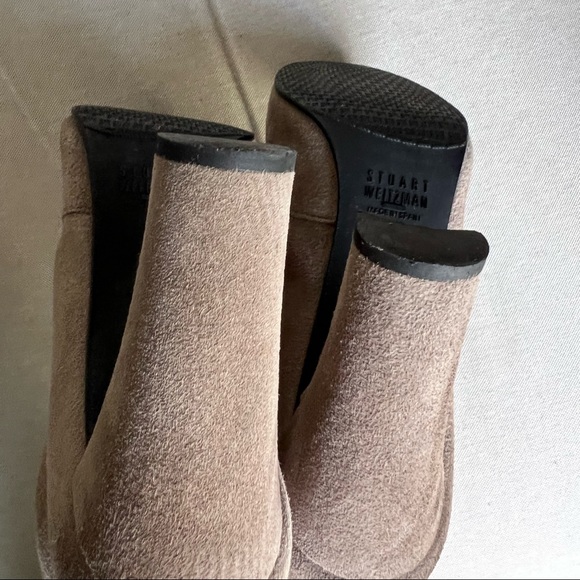 STUART WEITZMAN
Highland Suede Boots Size:6.5 - Picture 5 of 7